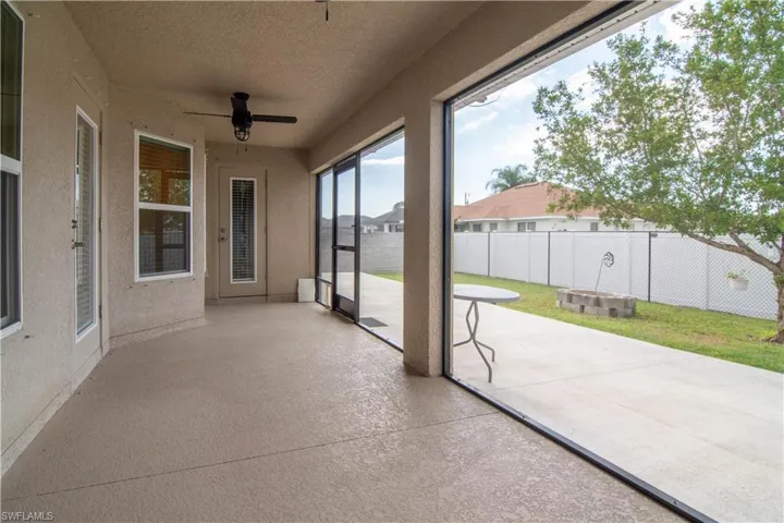 1513 Ne 43rd Ter, Cape Coral, Florida 33909
