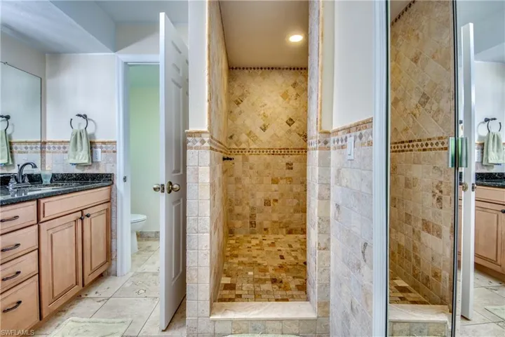Master bath / shower