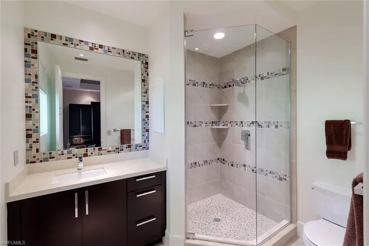 Third bedroom ensuite bath.