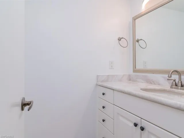 Guest suite vanity