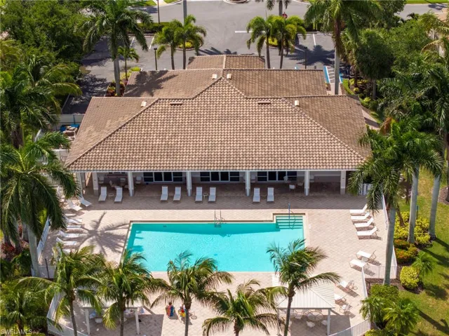 7863  Lake Sawgrass  LOOP, Fort Myers, FL 33907