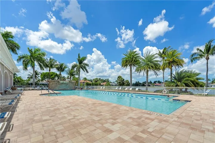 7863  Lake Sawgrass  LOOP, Fort Myers, FL 33907