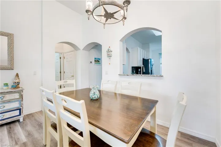 7863  Lake Sawgrass  LOOP, Fort Myers, FL 33907