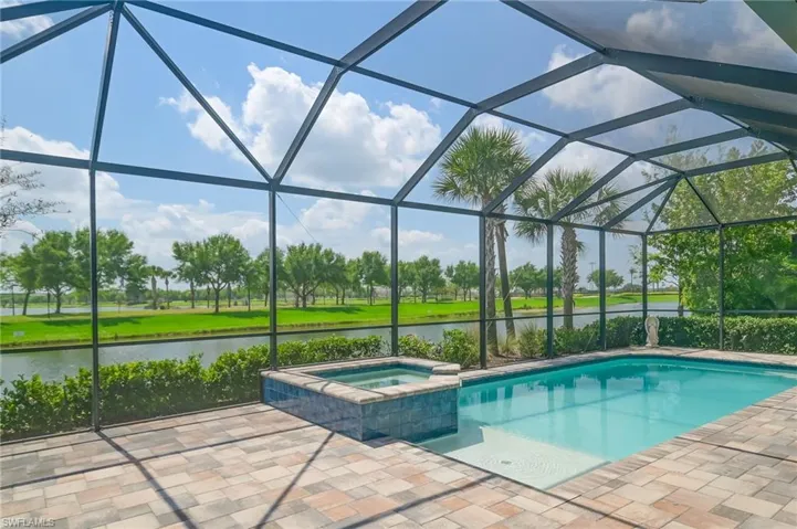 Pool & spa & double lake view