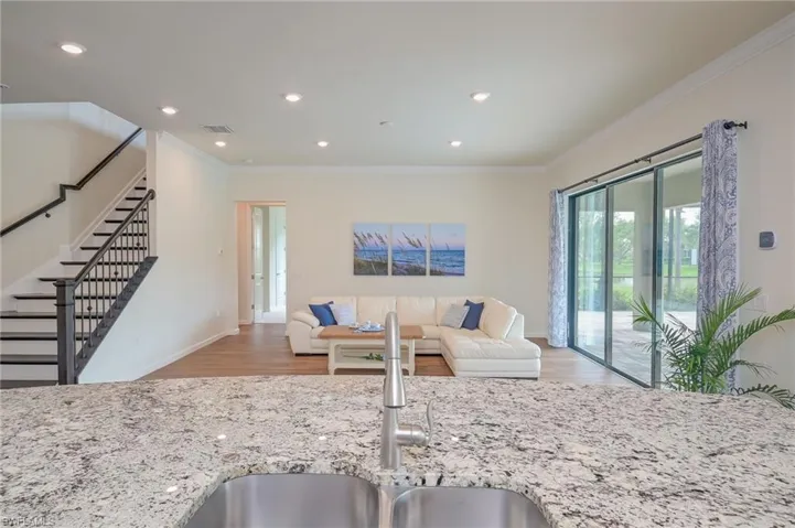 Living area, seen from kitchen