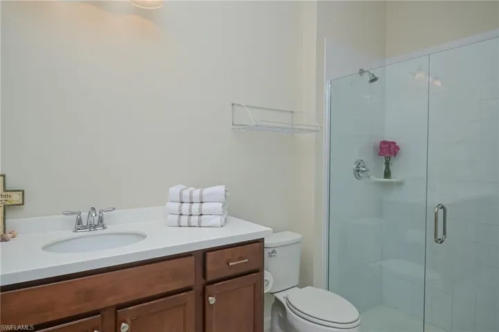 Downstairs suite bathroom