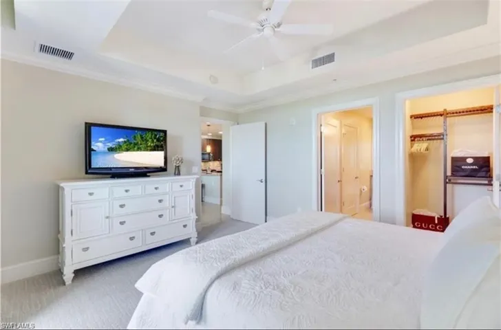 9115 Strada Pl 5205, Naples, Florida 34108