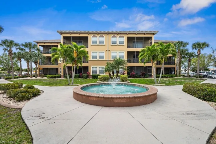 3800 Agualinda BLVD # 202, CAPE CORAL FL 33914