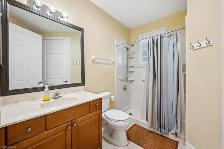3800 Agualinda BLVD # 202, CAPE CORAL FL 33914