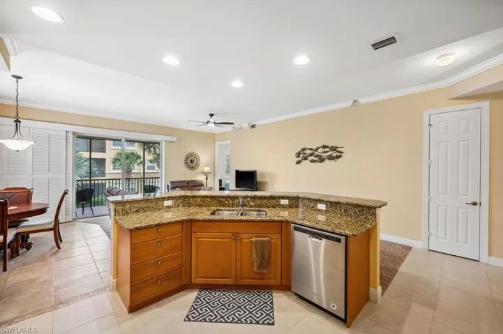 3800 Agualinda BLVD # 202, CAPE CORAL FL 33914