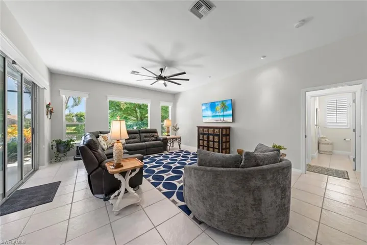 8951 Abbotsford Ter, Fort Myers, Florida 33912