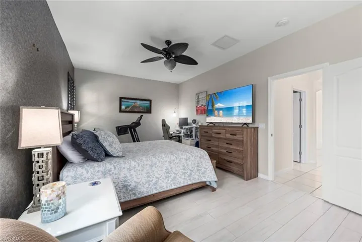 8951 Abbotsford Ter, Fort Myers, Florida 33912