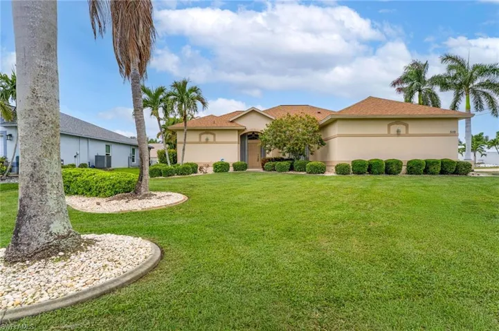 5118 Sw 19th Pl, Cape Coral, Florida 33914
