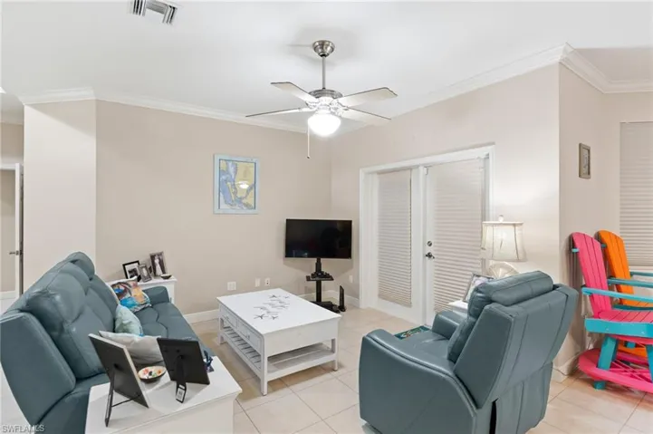 5118 Sw 19th Pl, Cape Coral, Florida 33914