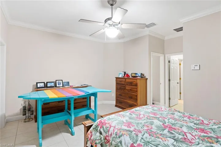 5118 Sw 19th Pl, Cape Coral, Florida 33914