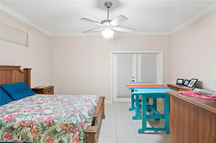 5118 Sw 19th Pl, Cape Coral, Florida 33914
