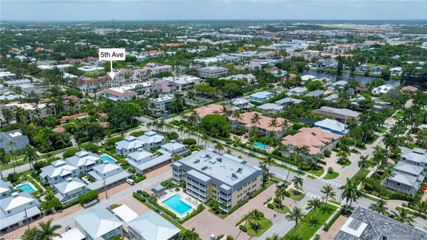 666 3rd St S 304, Naples, Florida 34102