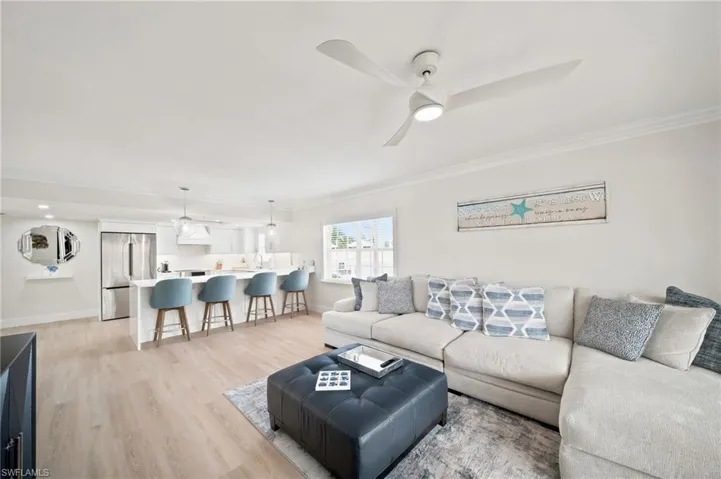 666 3rd St S 304, Naples, Florida 34102