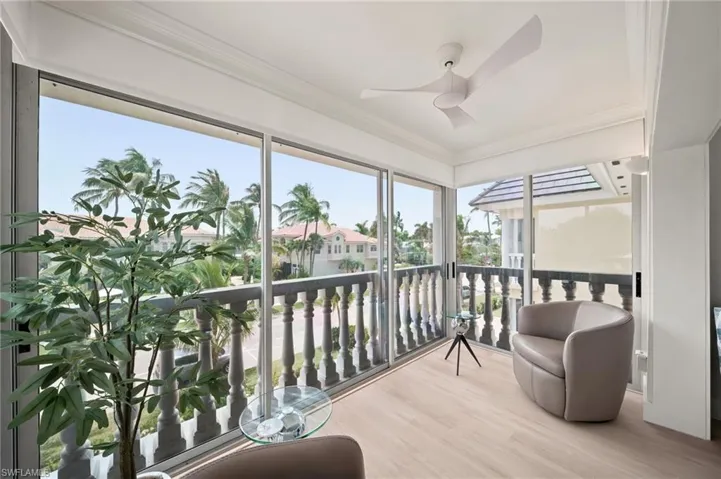 666 3rd St S 304, Naples, Florida 34102