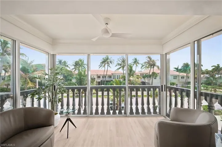 666 3rd St S 304, Naples, Florida 34102