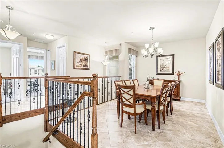 6541 Monterey Pt 54202, Naples, Florida 34105