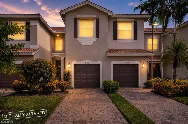 6541 Monterey Pt 54202, Naples, Florida 34105
