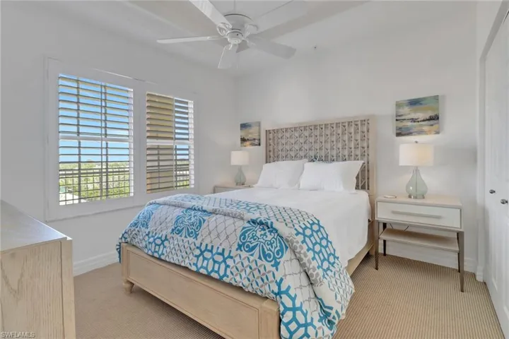 451  Bayfront  PL, Naples, FL 34102