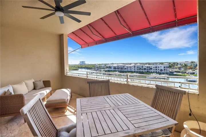 451  Bayfront  PL, Naples, FL 34102