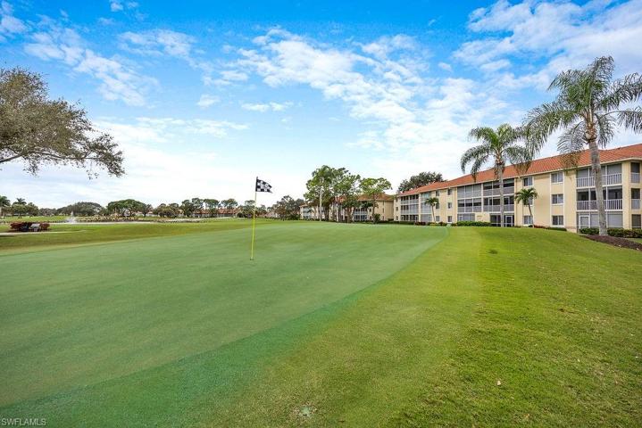 3705  Amberly  CIR, Naples, FL 34112
