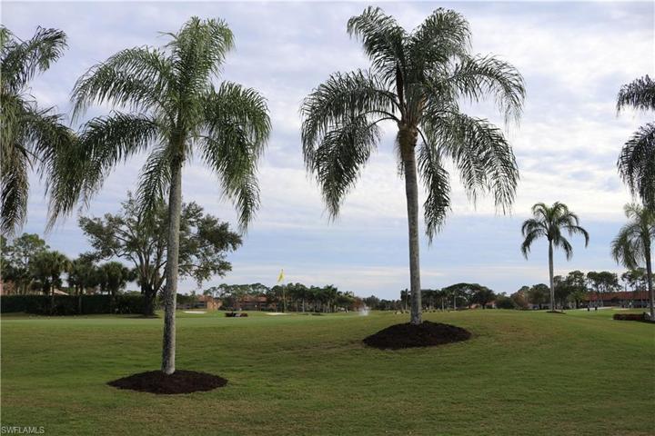3705  Amberly  CIR, Naples, FL 34112