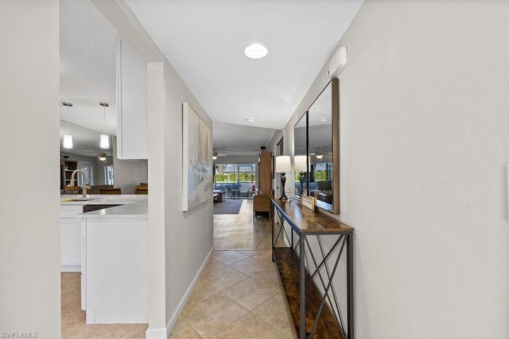 3705  Amberly  CIR, Naples, FL 34112