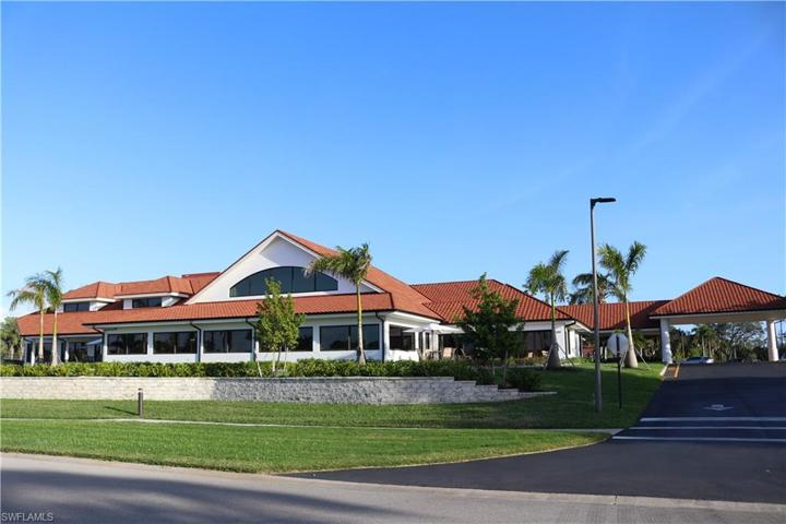 3705  Amberly  CIR, Naples, FL 34112