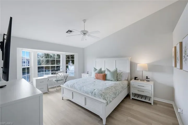 6125  Reserve  CIR, Naples, FL 34119
