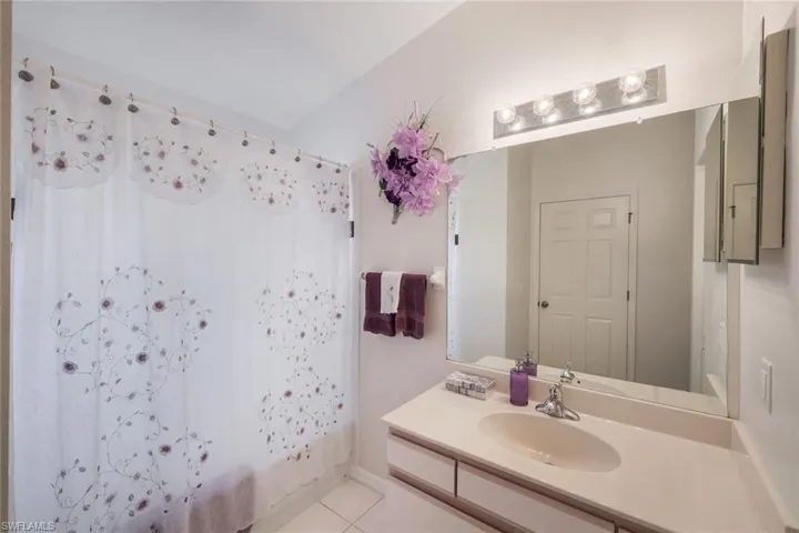 2725 SW 46th  TER, Cape Coral, FL 33914