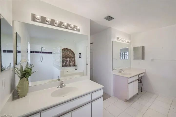 2725 SW 46th  TER, Cape Coral, FL 33914