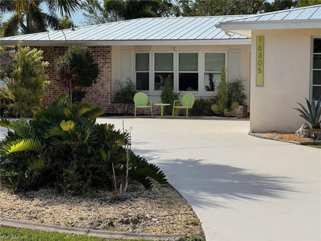 Front of house