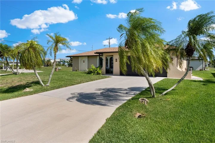 View of front of home with a front lawn