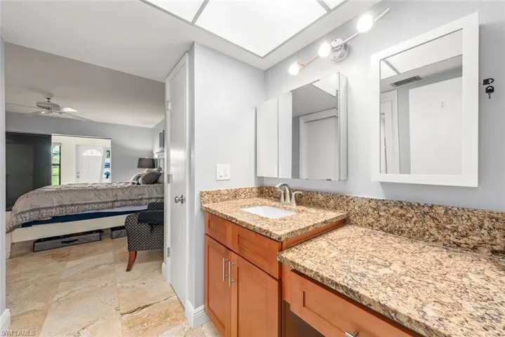 2137 SW Pine  LN, Cape Coral, FL 33991