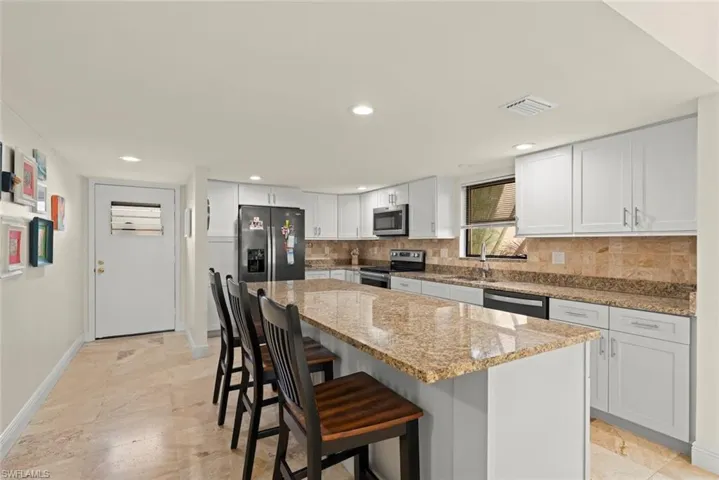 2137 SW Pine  LN, Cape Coral, FL 33991