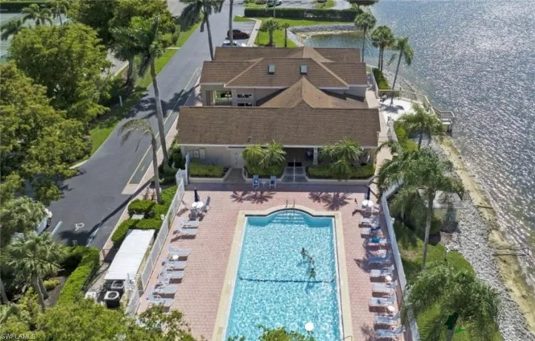 Community pool