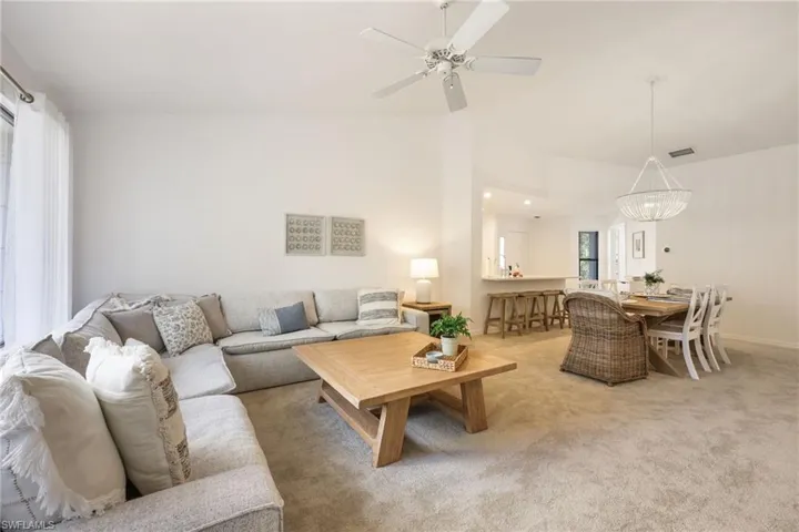 406 Courtside Dr # D201, Naples Fl 34105