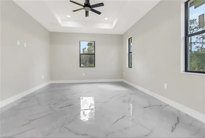 842  EVANSTON E ST, Lehigh Acres, FL 33971