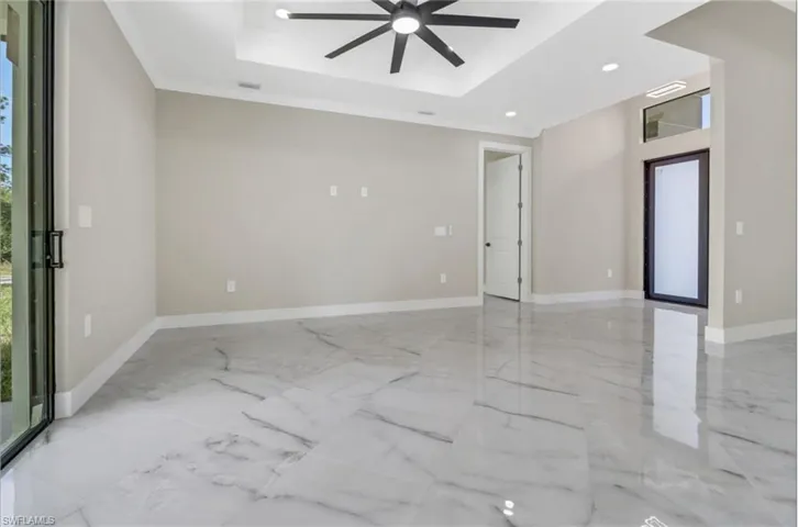 842  EVANSTON E ST, Lehigh Acres, FL 33971