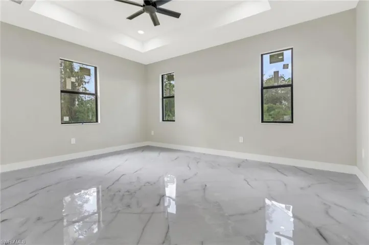 842  EVANSTON E ST, Lehigh Acres, FL 33971
