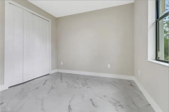 842  EVANSTON E ST, Lehigh Acres, FL 33971