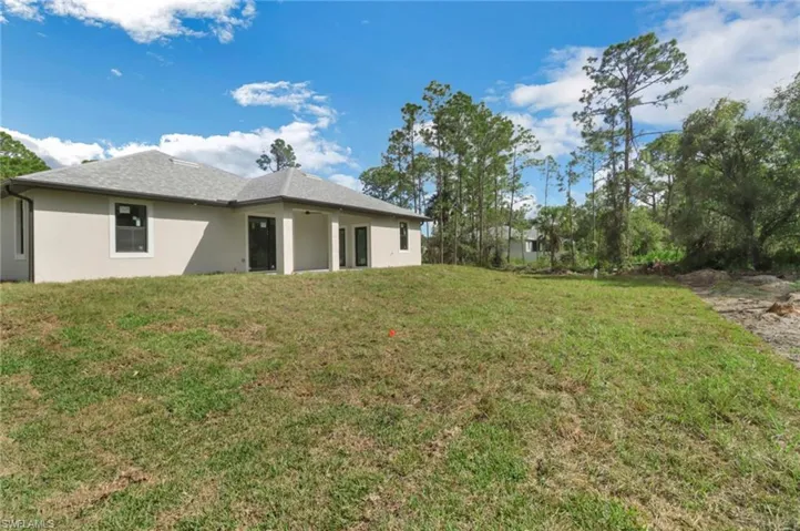 842  EVANSTON E ST, Lehigh Acres, FL 33971