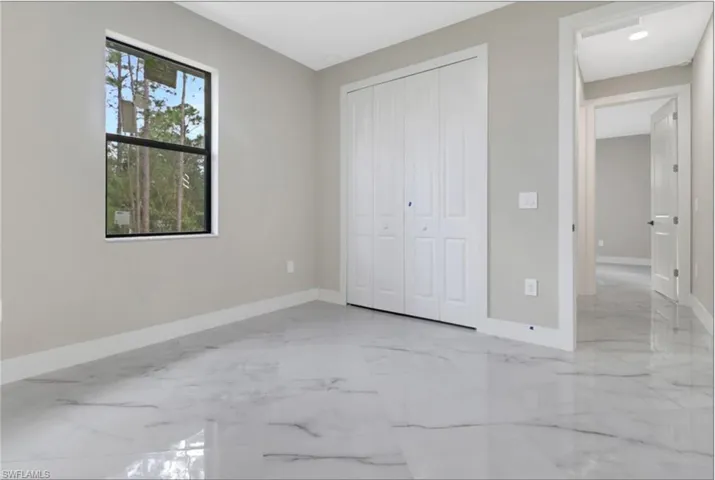 842  EVANSTON E ST, Lehigh Acres, FL 33971
