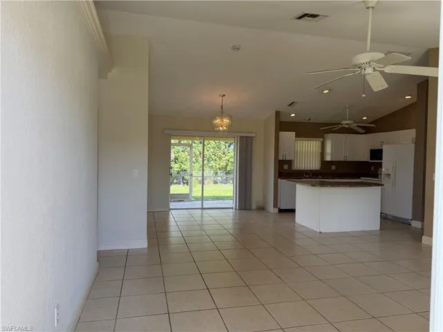 305 Nw 22nd Pl, Cape Coral, Florida 33993