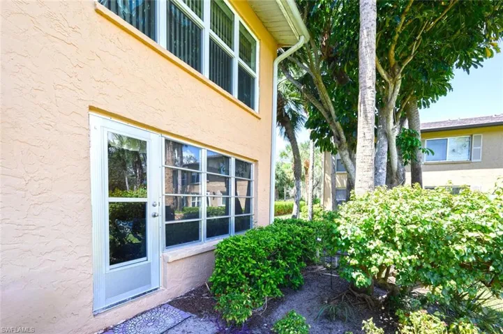 4110 Looking Glass Ln # 7, Naples Fl 34112