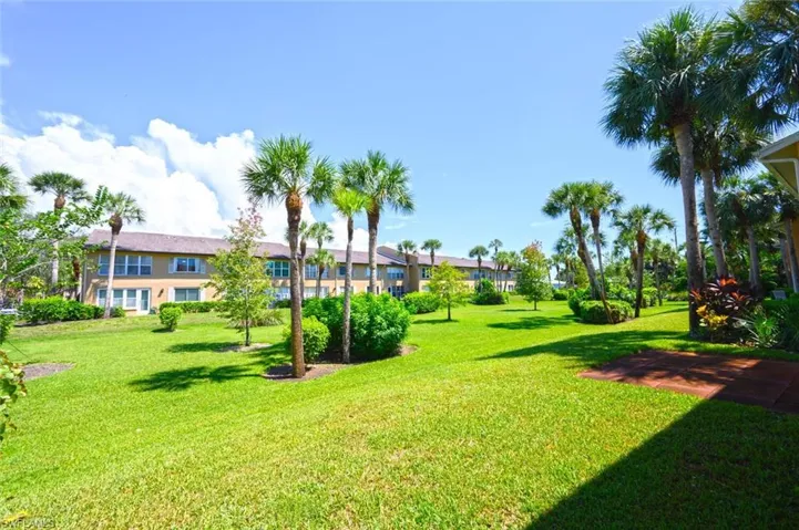 4110 Looking Glass Ln # 7, Naples Fl 34112